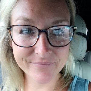 Meet your Posher, Lashea